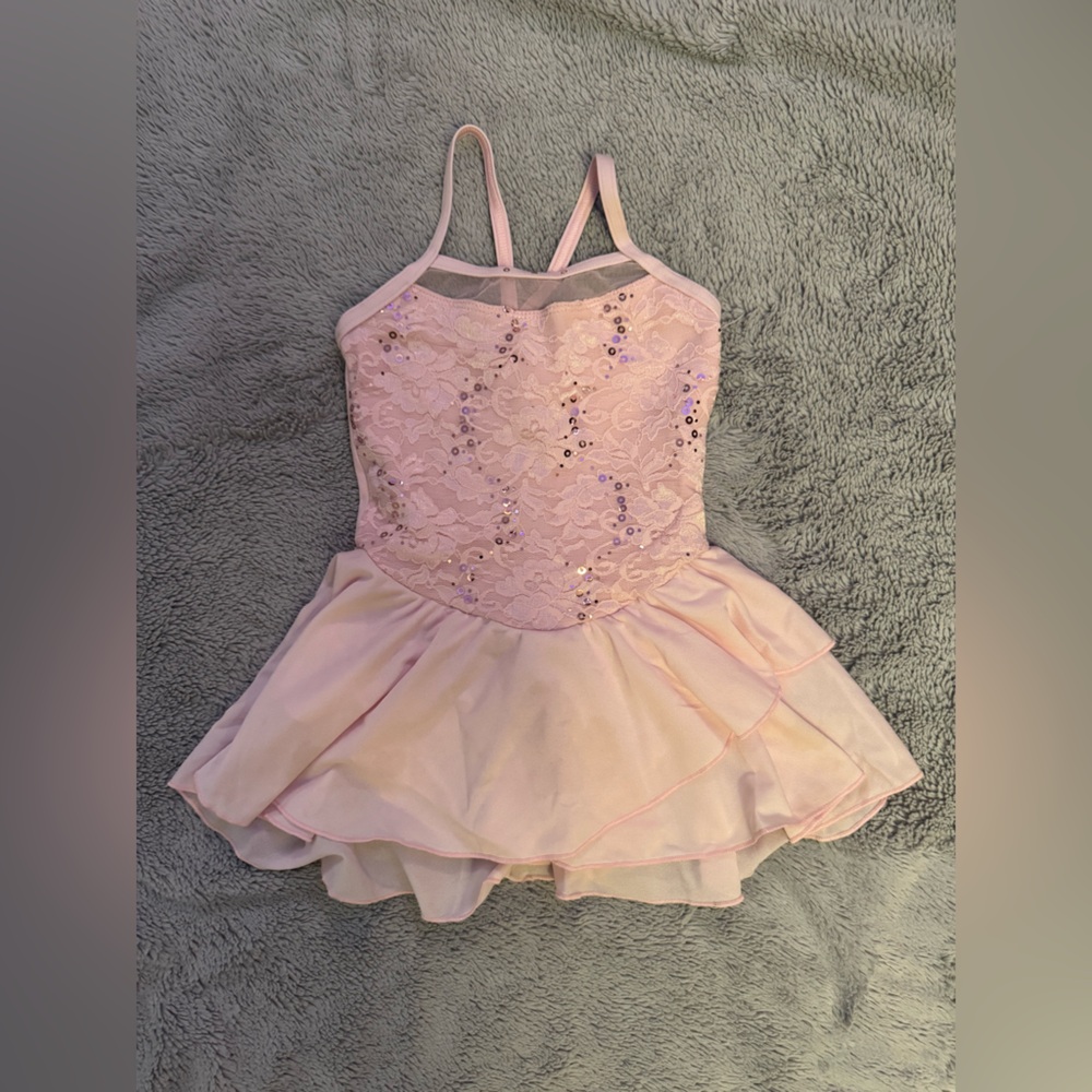 Motionwear Light Pink leotard with sequins, size MC 8-10